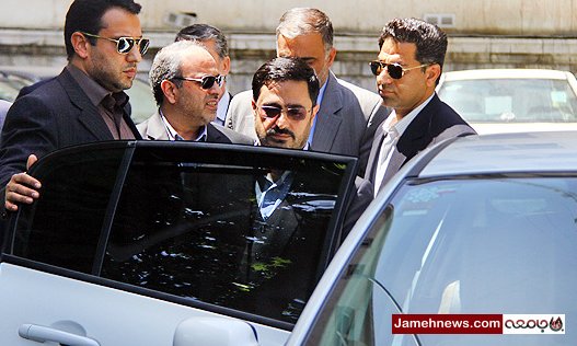روش فیلمبرداری سعید مرتضوی از فاضل لاریجانی| احمدی نژاد شک کرده بود!
