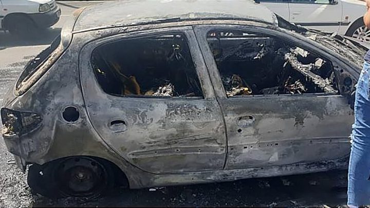 شعله های مهربانی مردم ارومیه از خودروی آتش گرفته زبانه زد