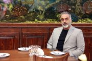 فیلم | انتخابات اتحادیه کباب شهرستان ری | «مجید مجلل» مدیر رستوران مجلل