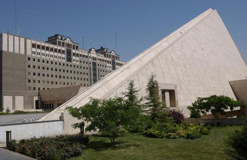 حسینیه خواری نمایندگان مجلس در تهران!